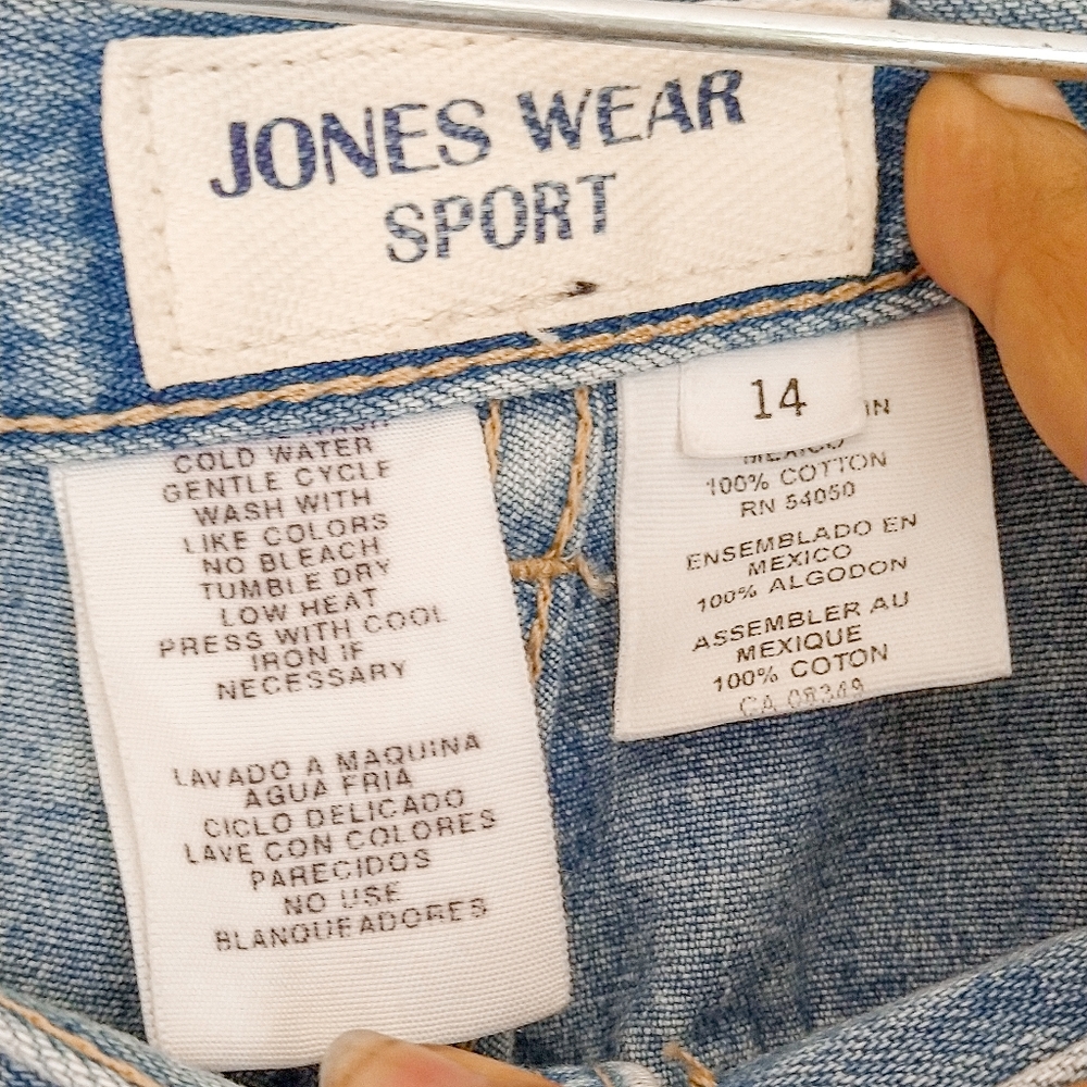 Vintage 90s Jones Wear Sport Light Wash High Waisted Rise Mom Jean Shorts Sz 14 - Picture 5 of 5